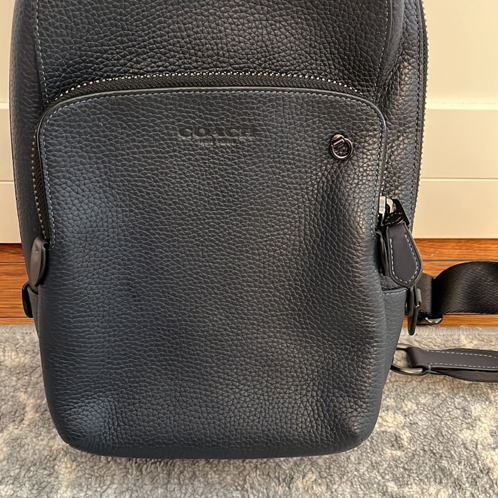 Coach Crossbody Pack - Picture 2 of 13